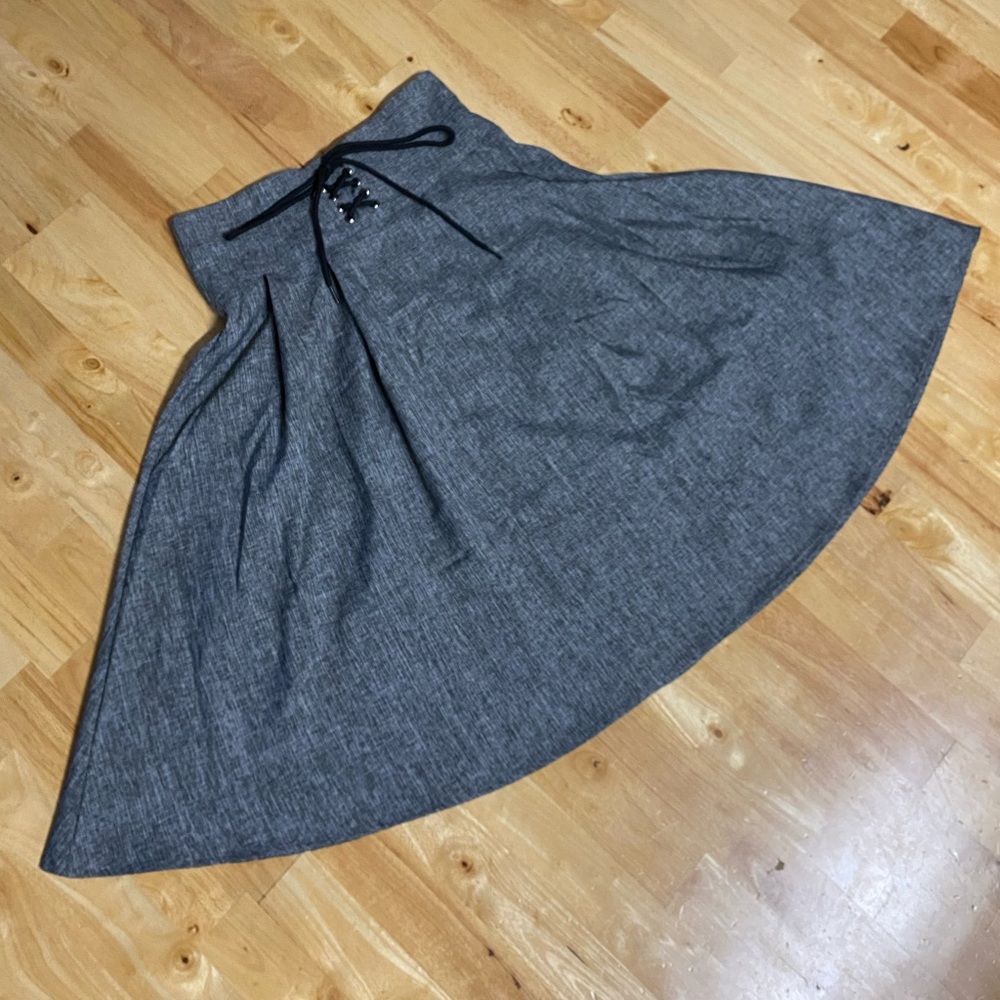 SHEIN A-line gray skirt w/faux lace-up front